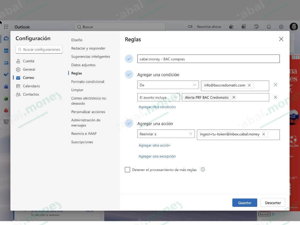 Regla de Outlook con la acción Reenviar a configurada y la casilla de detener procesamiento desmarcada.